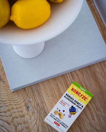 HONEYZE Manuka Honey & Blackcurrant Drops (16 Drops).